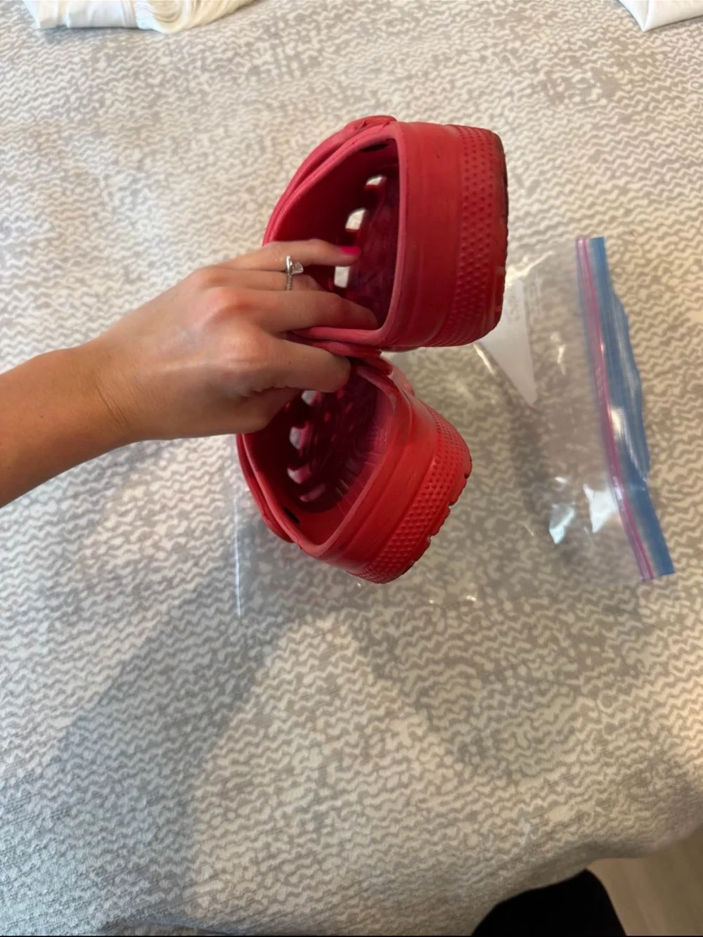 CROCS Kids Classic Clog in Red Boys size 5